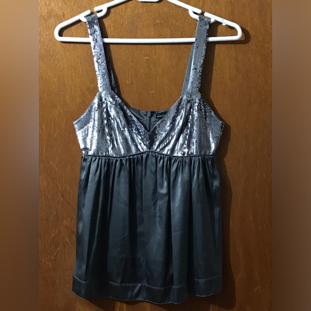EUC Victoria’s Secret Moda International Silk Sequin Top, Size XS